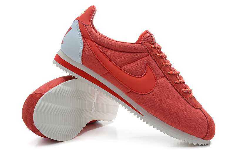 nike cortez 2014 femme cru de la mode nike cortez blanche sport